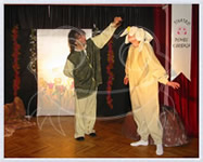 PAPATYALAR VE TOPRAK ANA Oyunundan_ANKARA,2005